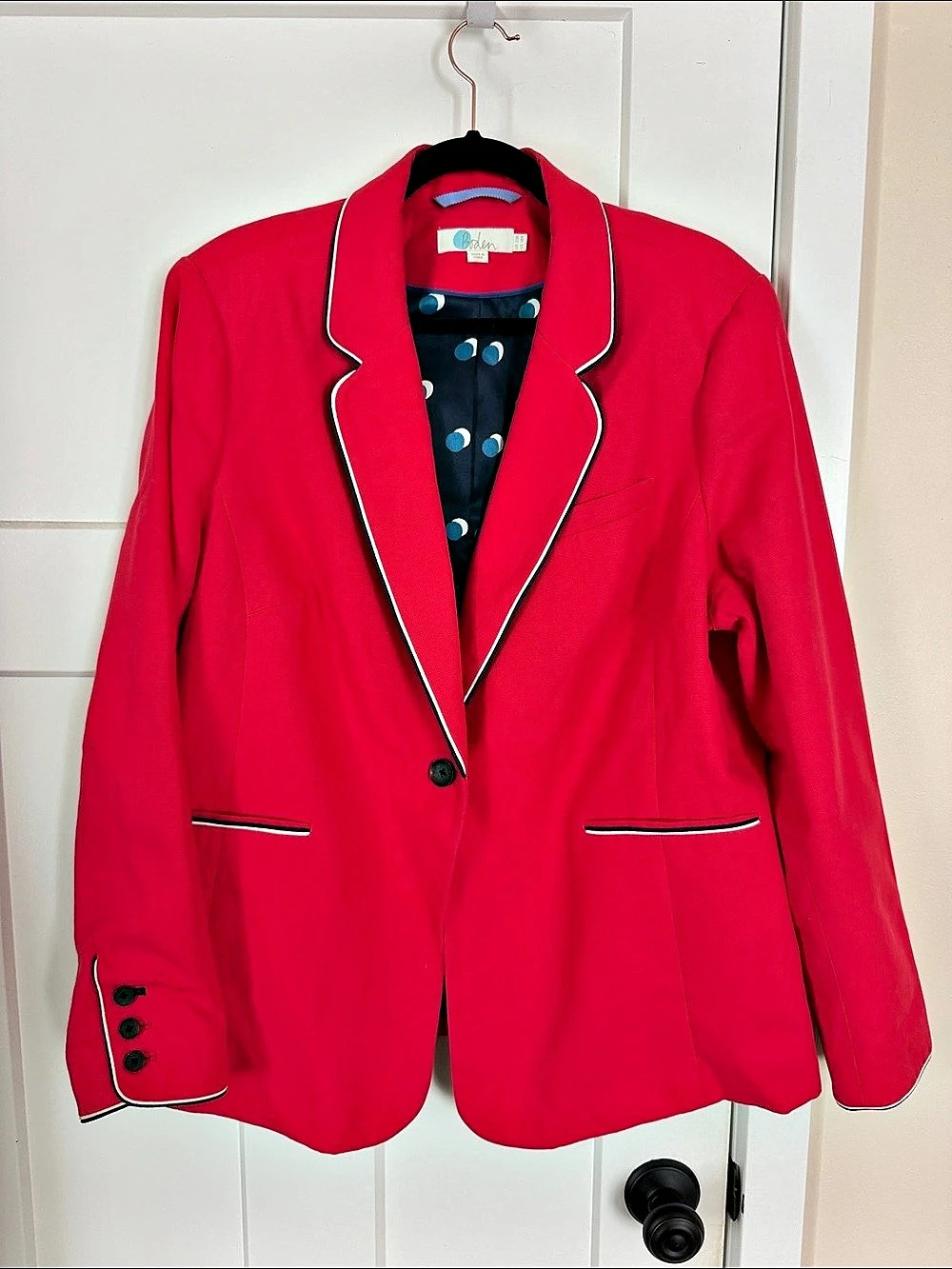 Boden Blazer in Pink With White and Black Piping 18R